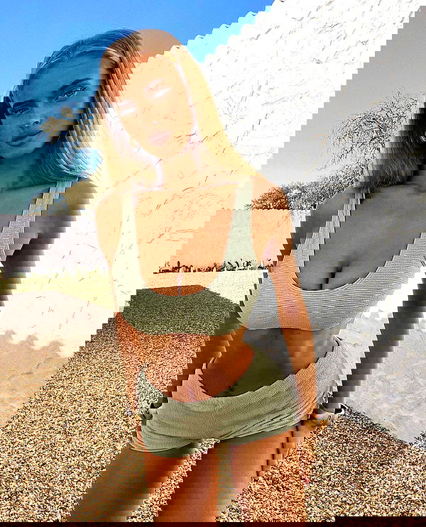 victoriaturnerr image ~ Altpins