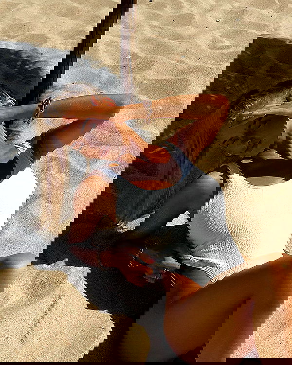 victoriaturnerr image ~ Altpins