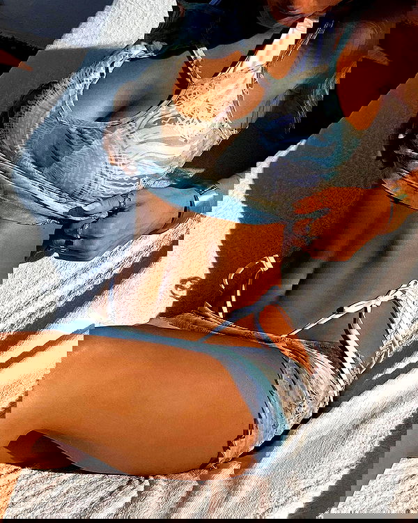 victoriaturnerr image ~ Altpins