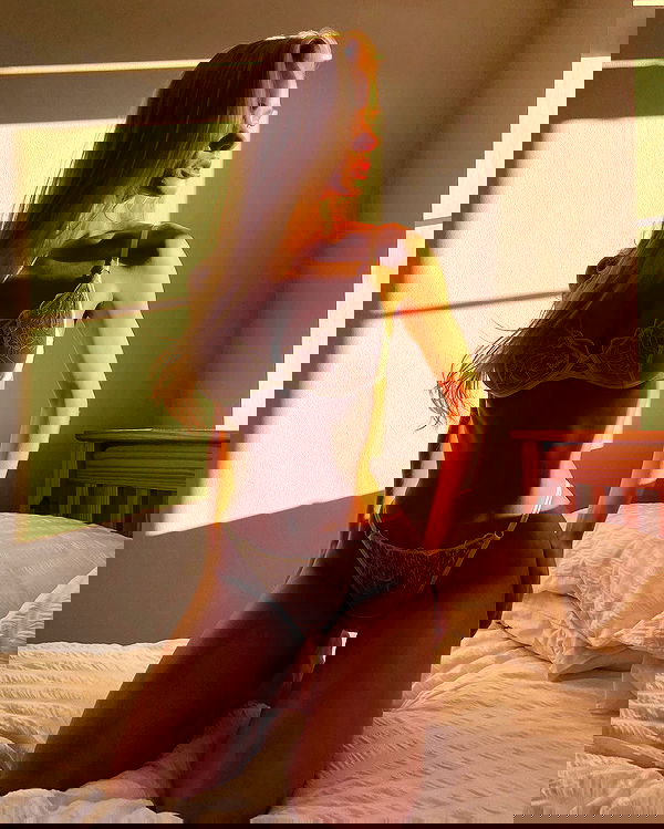 victoriaturnerr image ~ Altpins