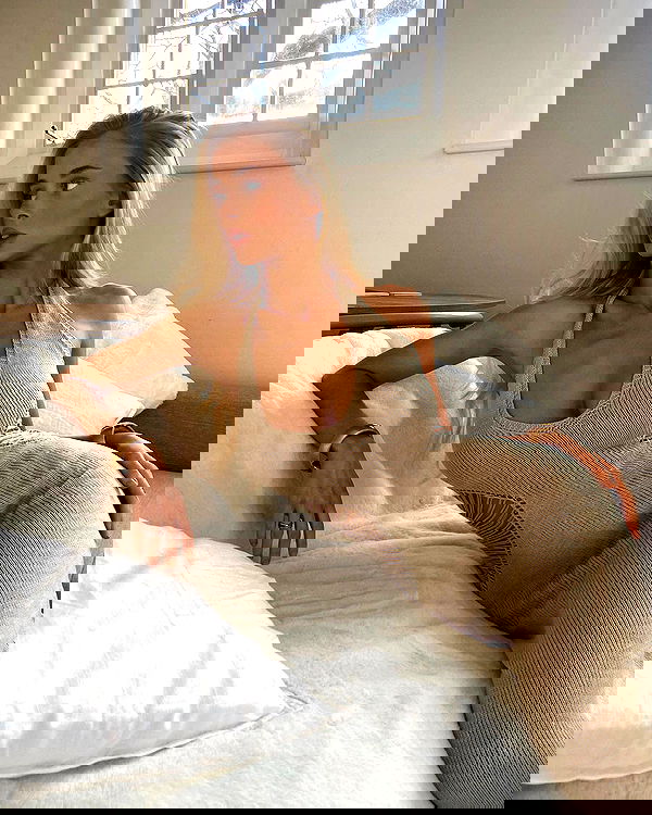 victoriaturnerr image ~ Altpins