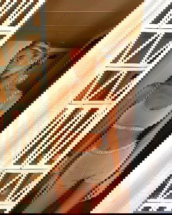 victoriaturnerr image ~ Altpins