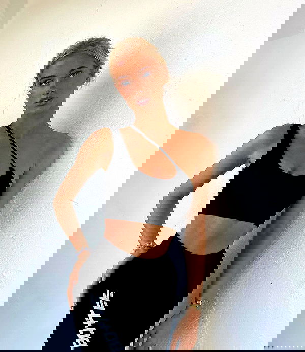 victoriaturnerr image ~ Altpins