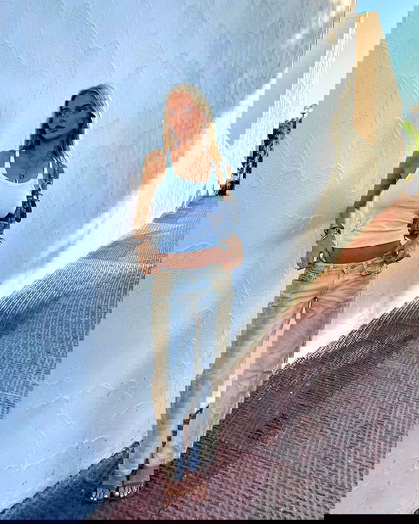 victoriaturnerr image ~ Altpins