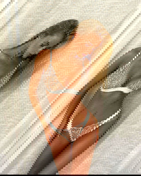 victoriaturnerr image ~ Altpins