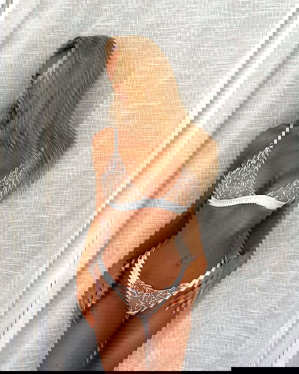 victoriaturnerr image ~ Altpins