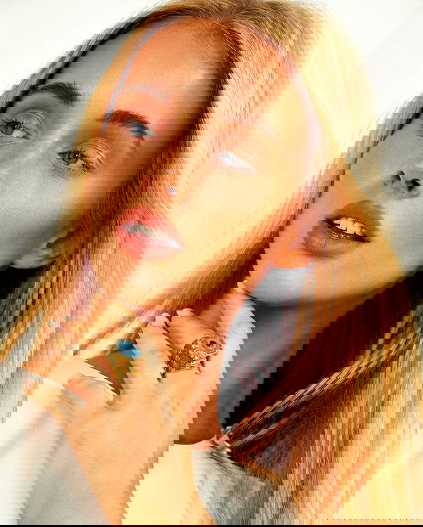 victoriaturnerr image ~ Altpins