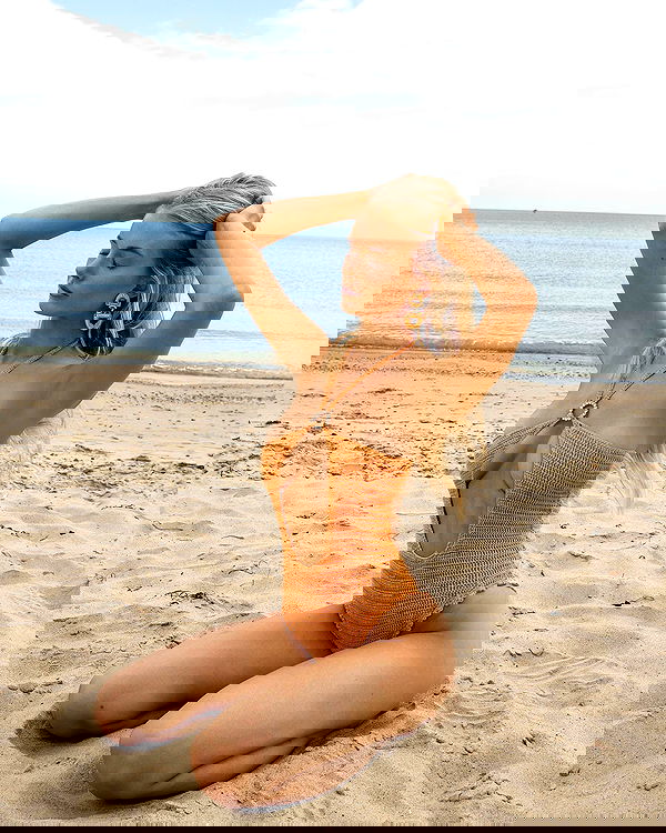 victoriaturnerr image ~ Altpins