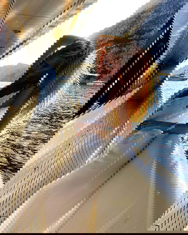 victoriaturnerr image ~ Altpins