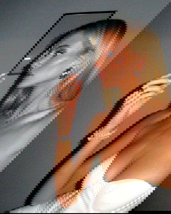 victoriaturnerr image ~ Altpins