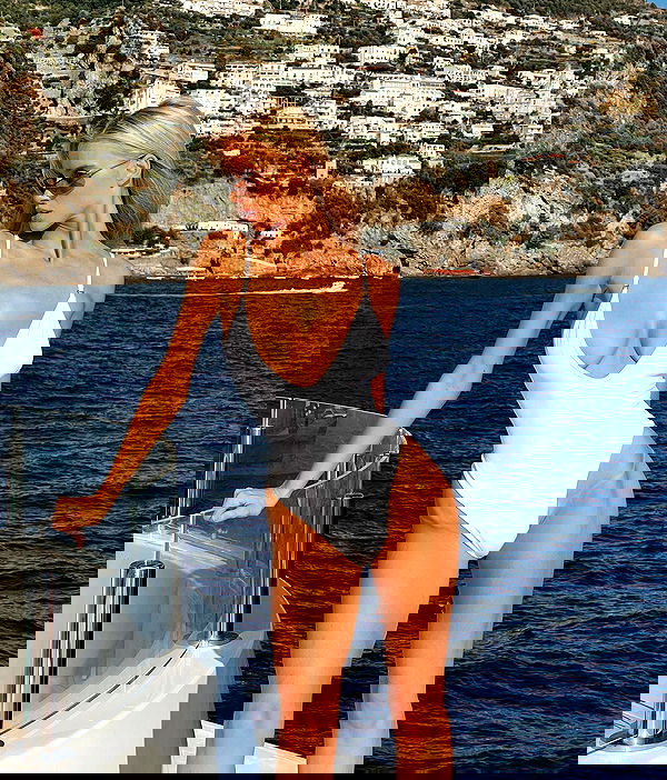 victoriaturnerr image ~ Altpins