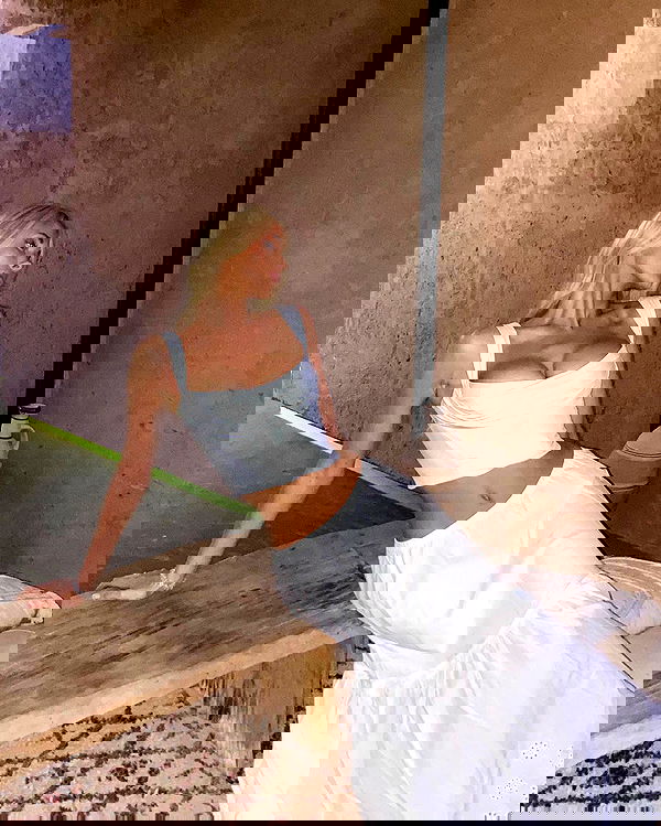 victoriaturnerr image ~ Altpins