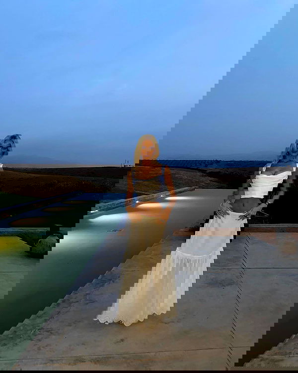 victoriaturnerr image ~ Altpins