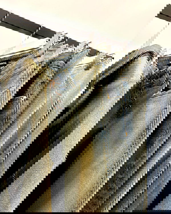 victoriaturnerr image ~ Altpins