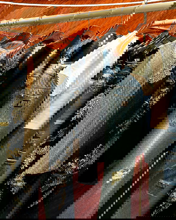 victoriaturnerr image ~ Altpins