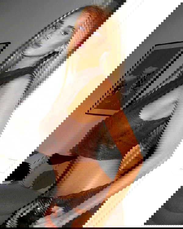 victoriaturnerr image ~ Altpins