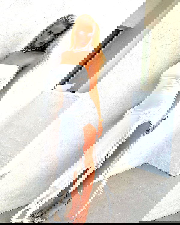 victoriaturnerr image ~ Altpins