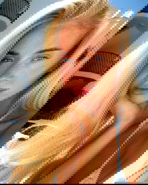 victoriaturnerr image ~ Altpins