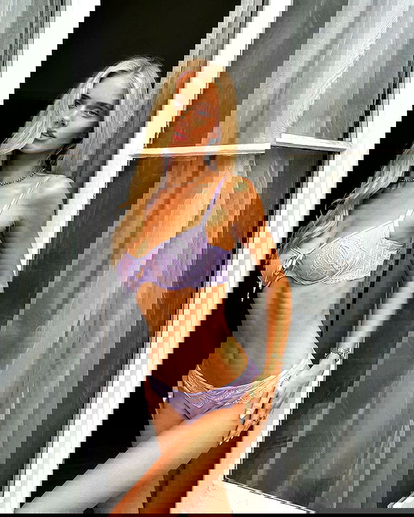 victoriaturnerr image ~ Altpins