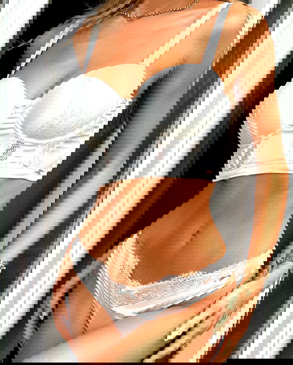 victoriaturnerr image ~ Altpins