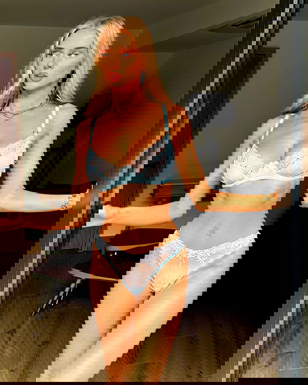 victoriaturnerr image ~ Altpins