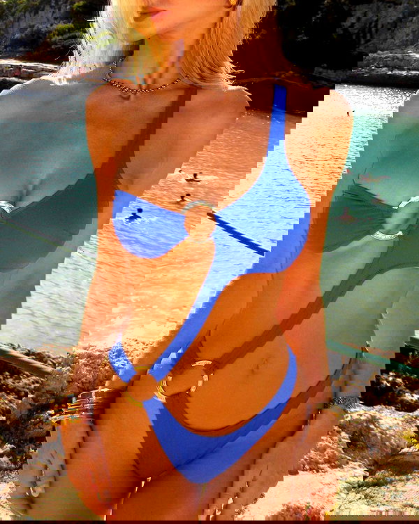 victoriaturnerr image ~ Altpins