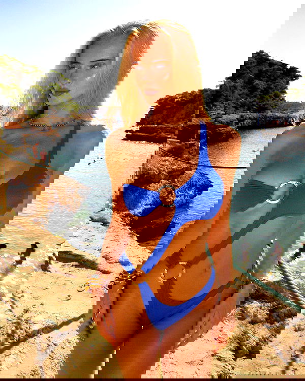 victoriaturnerr image ~ Altpins