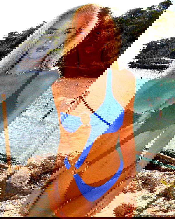 victoriaturnerr image ~ Altpins