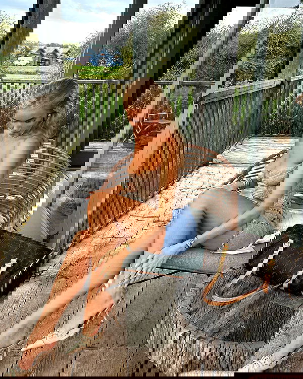 victoriaturnerr image ~ Altpins