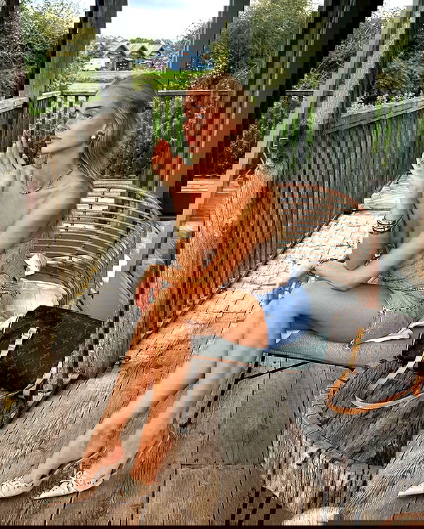 victoriaturnerr image ~ Altpins