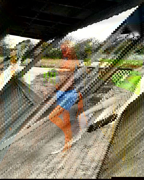 victoriaturnerr image ~ Altpins