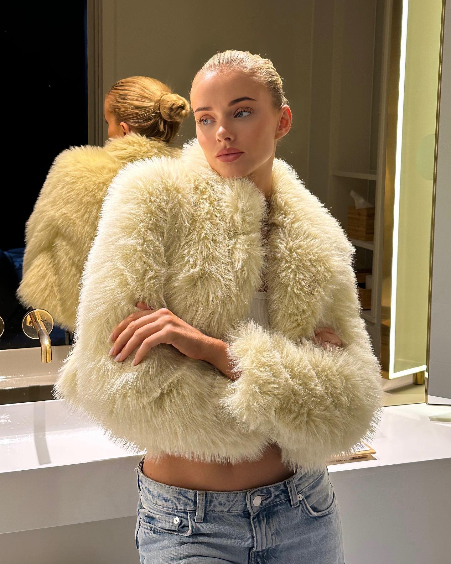 victoriaturnerr instagram image archive image