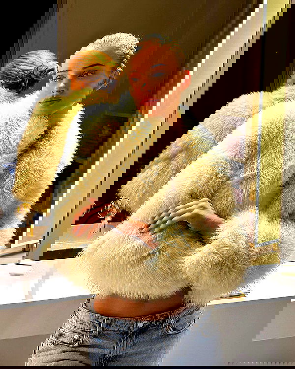 victoriaturnerr image ~ Altpins