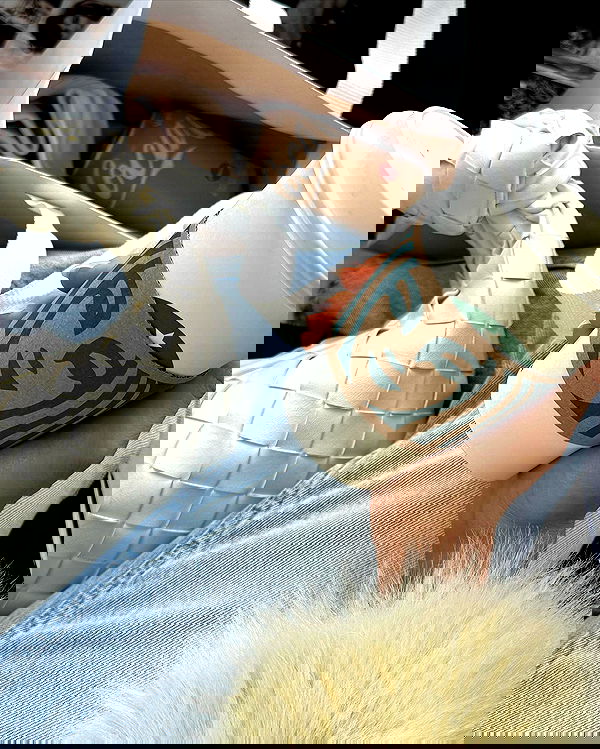 victoriaturnerr image ~ Altpins