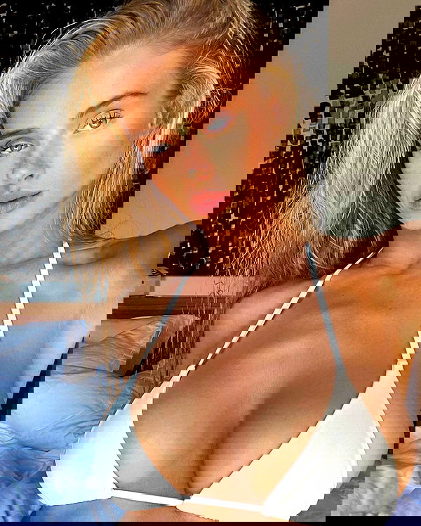 victoriaturnerr image ~ Altpins