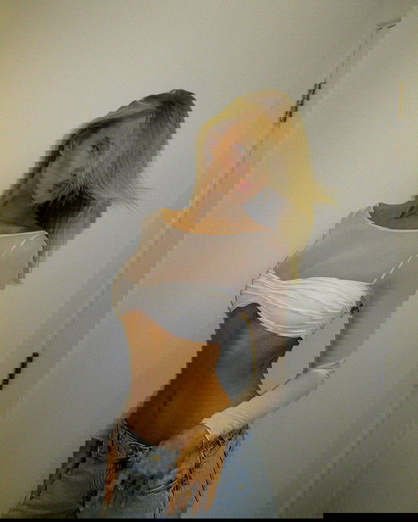 victoriaturnerr image ~ Altpins