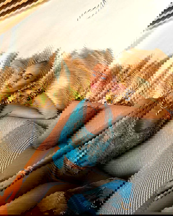 victoriaturnerr image ~ Altpins