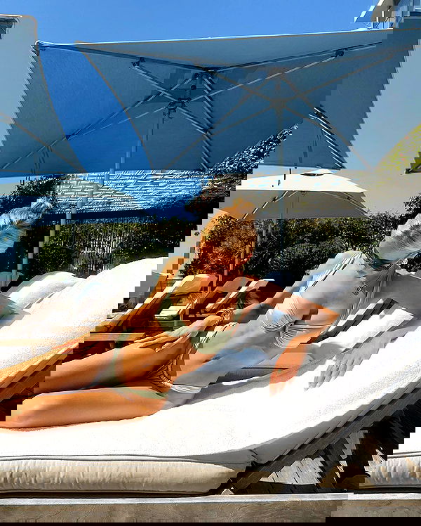 victoriaturnerr image ~ Altpins