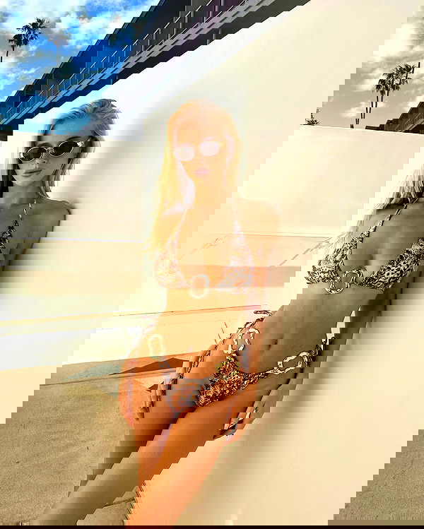 victoriaturnerr image ~ Altpins