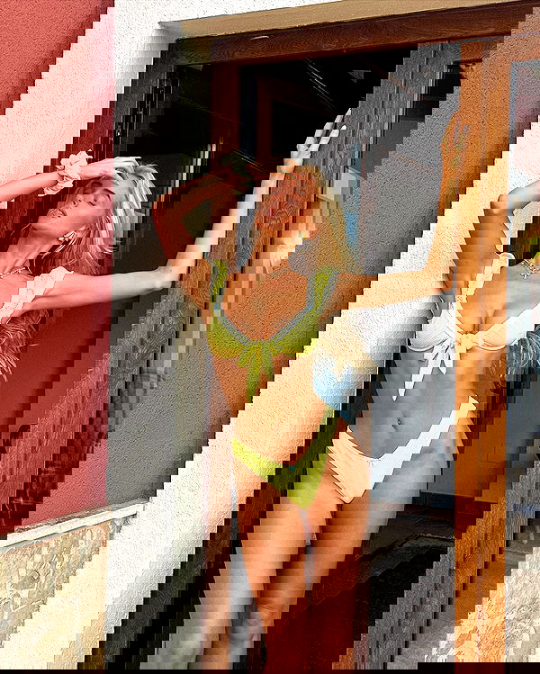 victoriaturnerr image ~ Altpins