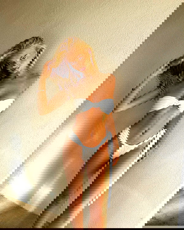 victoriaturnerr image ~ Altpins