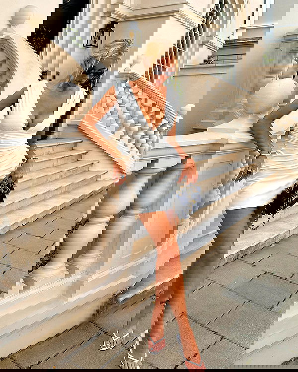 victoriaturnerr image ~ Altpins