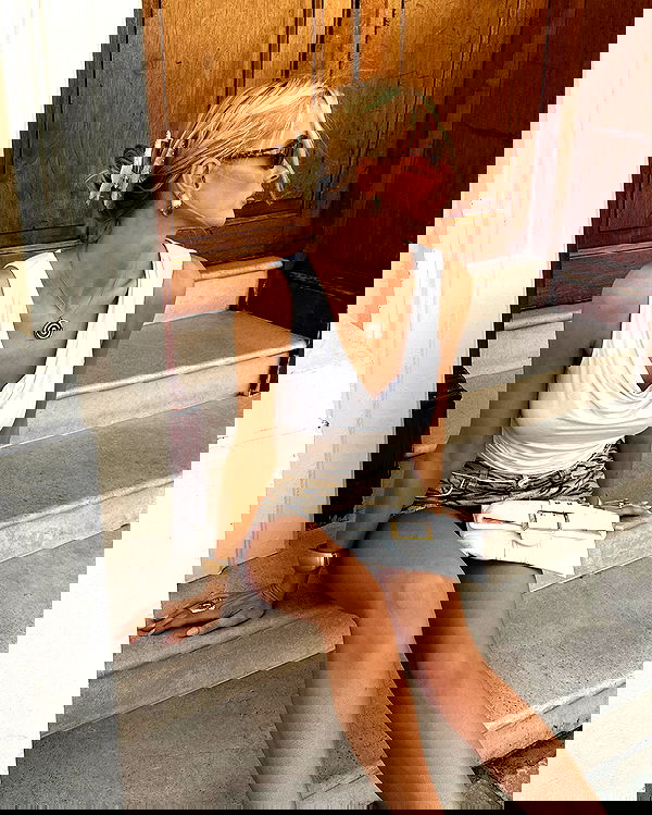 victoriaturnerr image ~ Altpins