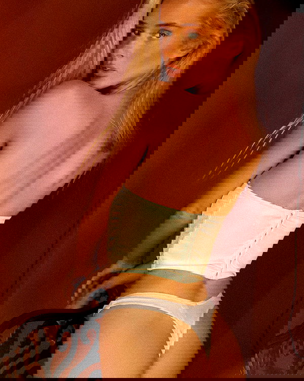 victoriaturnerr image ~ Altpins