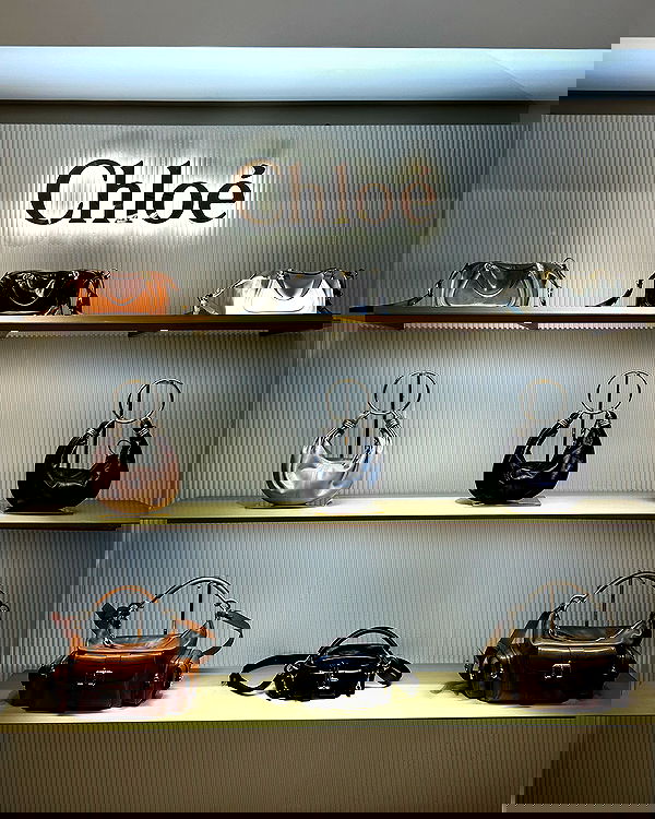 victoriaturnerr image ~ Altpins