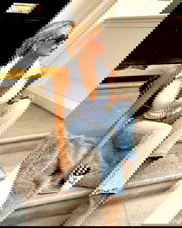 victoriaturnerr image ~ Altpins