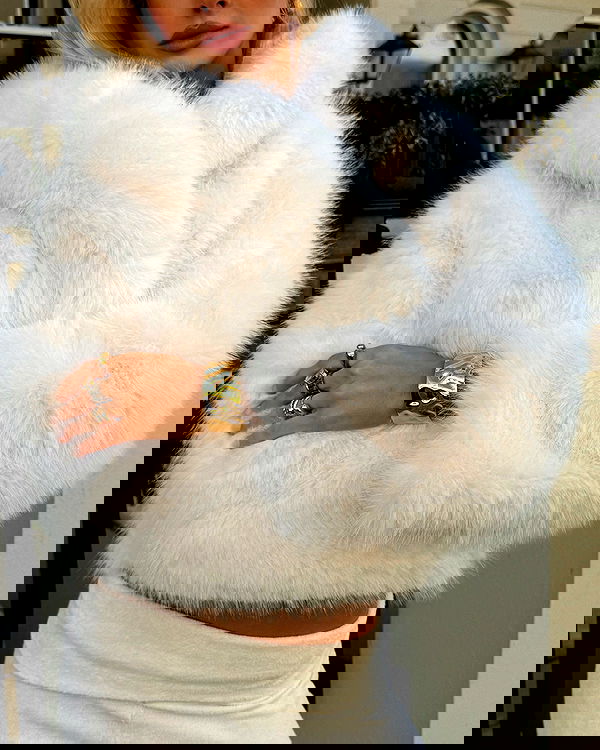 victoriaturnerr image ~ Altpins