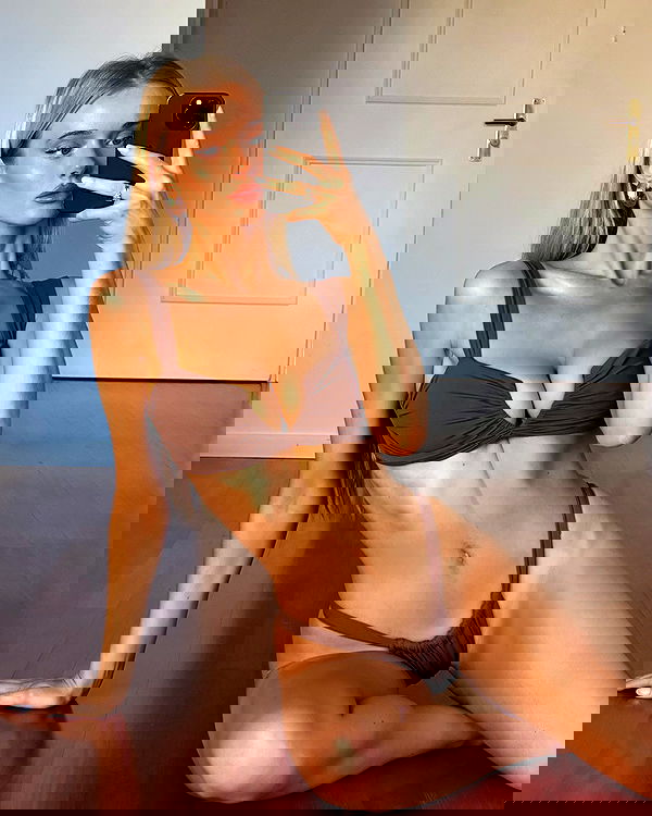 victoriaturnerr image ~ Altpins