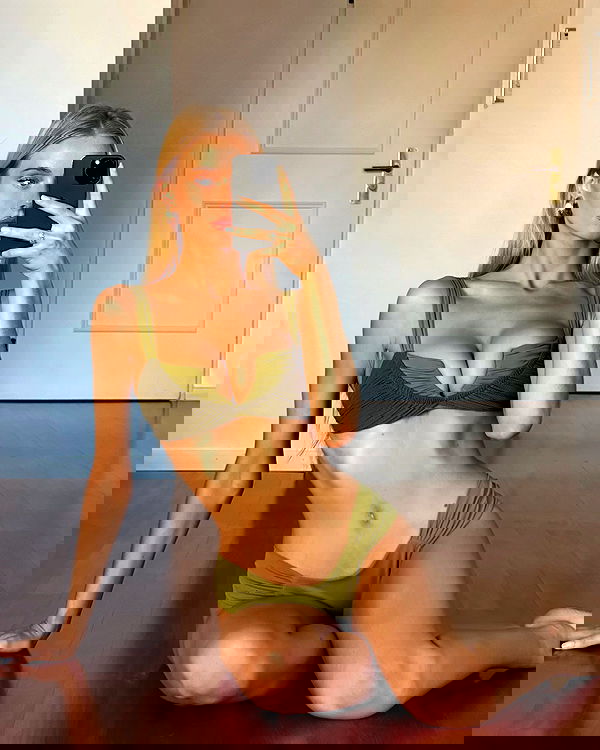 victoriaturnerr image ~ Altpins