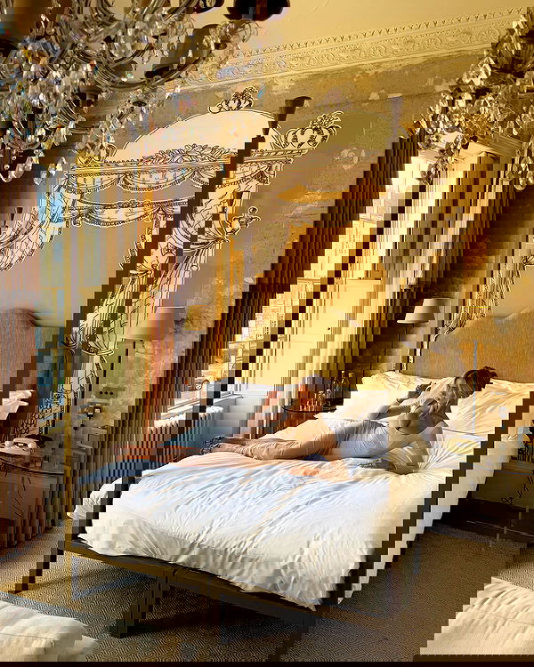 victoriaturnerr image ~ Altpins